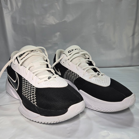 Nike GT Cut Academy Mens Basketball Shoes Black White FB2599-003 Size 10.5